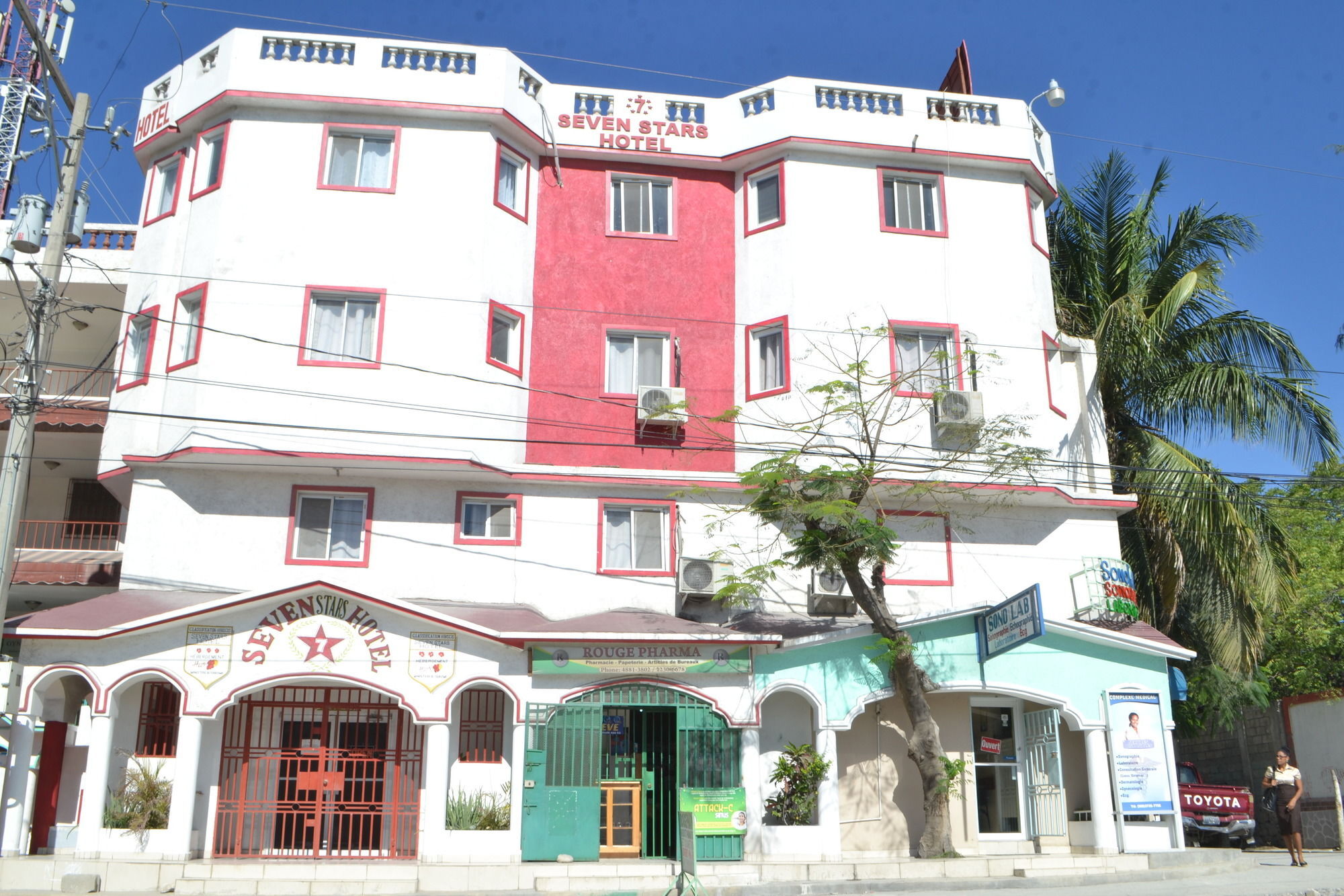 Seven Stars Hotel Musseau エクステリア 写真
